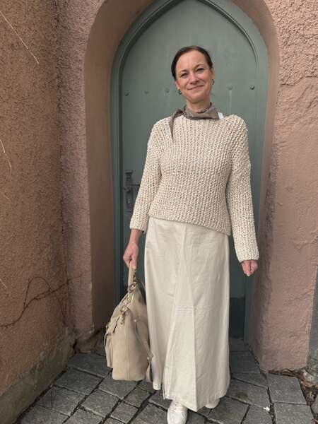 model outfit women beige fs marcopolo